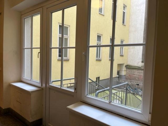 Grand Central Station Apartments I Contactless Check-In Відень Екстер'єр фото