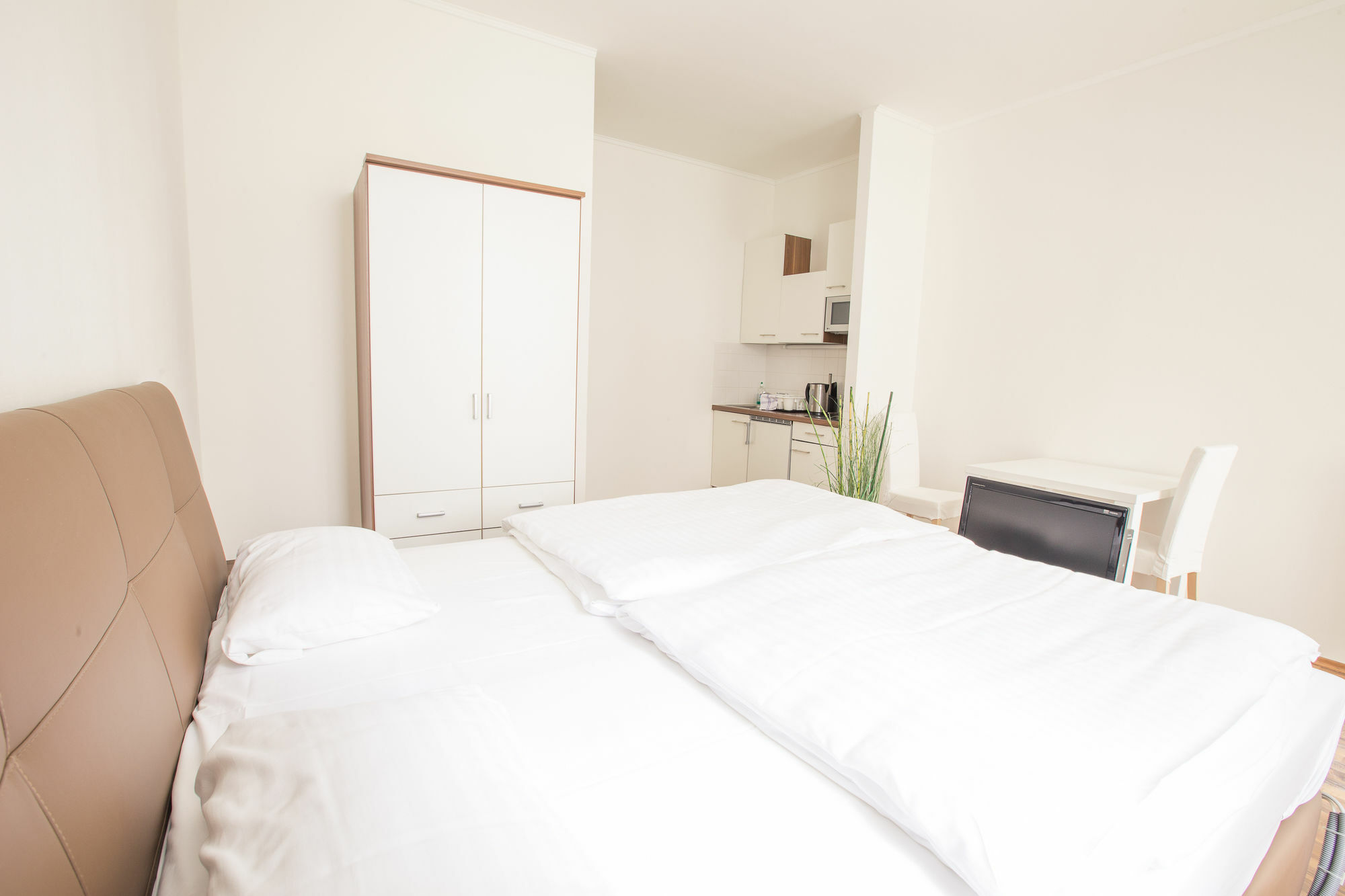 Grand Central Station Apartments I Contactless Check-In Відень Екстер'єр фото