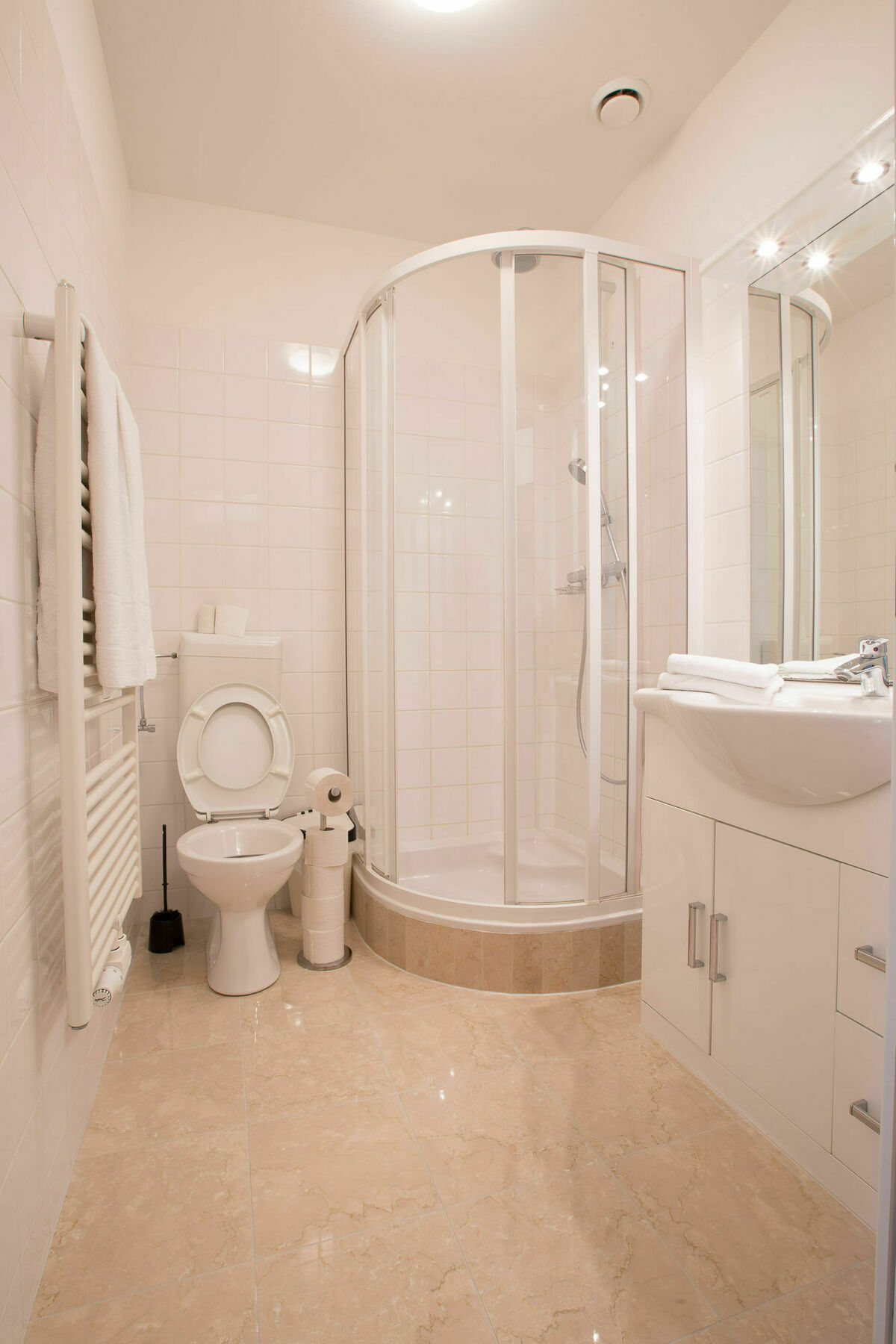Grand Central Station Apartments I Contactless Check-In Відень Екстер'єр фото